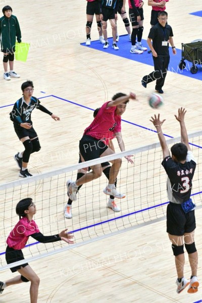 札内東１１年ぶりＶ　男子は帯広合同連覇　全十勝中学校春季バレー 3