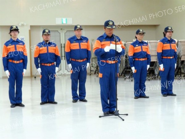 １８年ぶり道消防操法訓練大会へ結団式　更別消防団