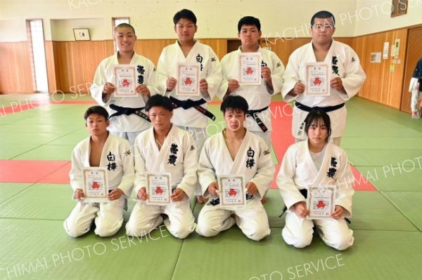 男女個人戦の優勝者