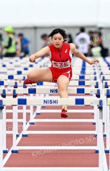 女子やり投げ　