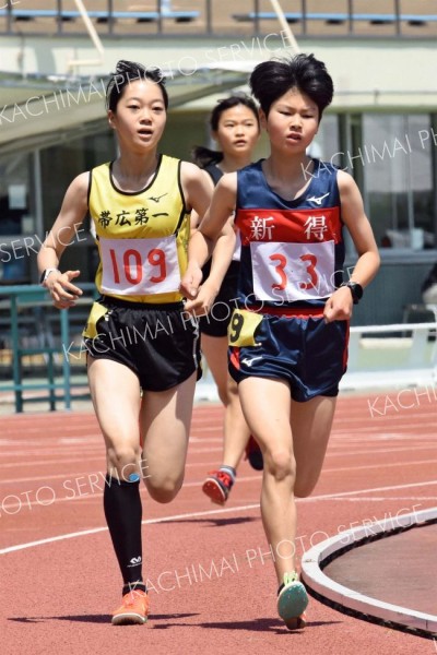 女子１５００メートル決勝