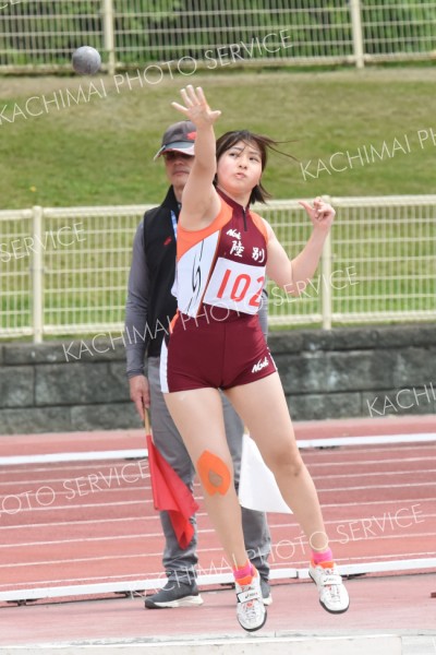 女子砲丸投げ