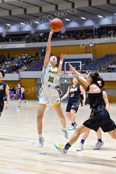 白樺学園女子