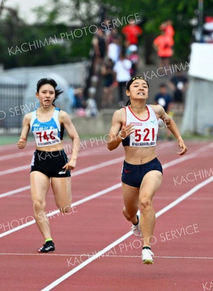 【女子２００メートル決勝】２位に入賞した