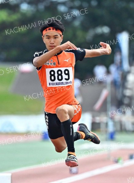 【男子三段跳び決勝】最終試技で６位に食い込み、インターハイ出場を決めた