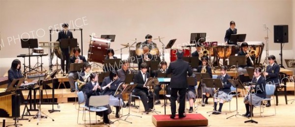 管内の吹奏楽団体共演　池田で「きまぐれコンサート」