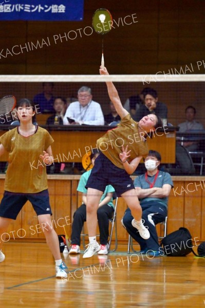 女子個人戦複で全道Ｖ　男子単北北海道制す　道高体連バドミントン