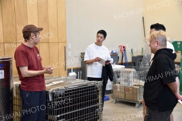 芽室スペシャルコース料理造成へ生産者訪問　首都圏のシェフ６人