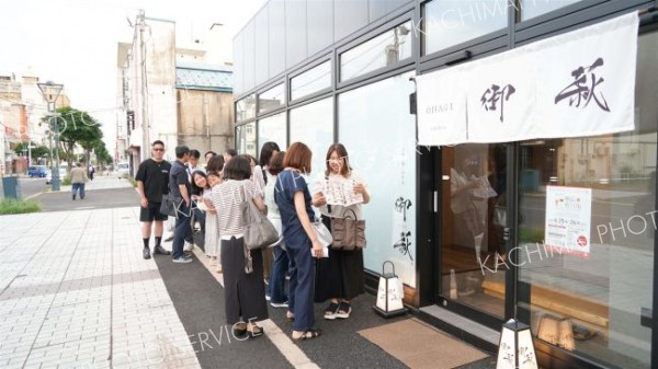 中心部ではしご酒を満喫　帯広★街バル　今夜も開催