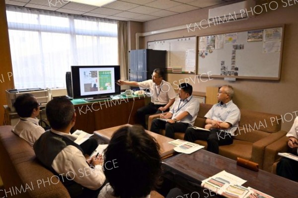 芽室小の取り組み紹介　管内教員ら「学校づくり交流会」