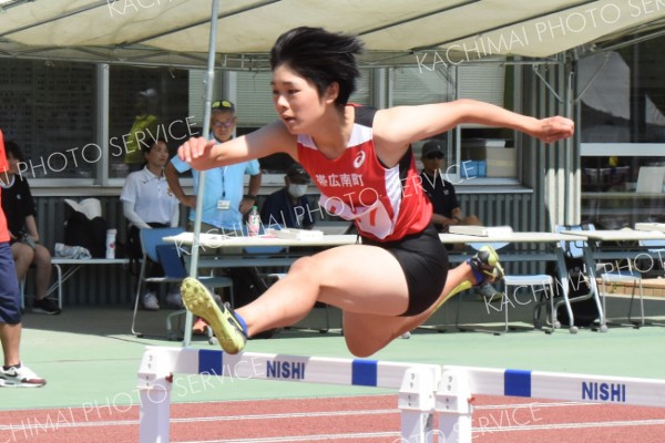 女子四種・１００㍍障害