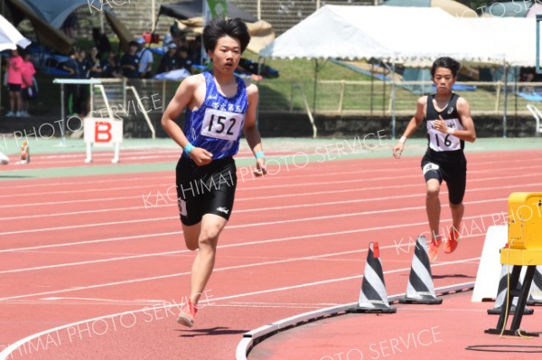 男子８００㍍予選２組