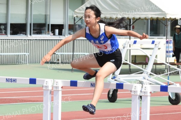 女子１００㍍障害予選２組