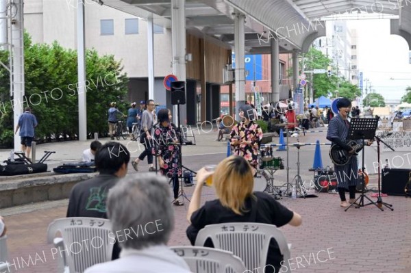 音楽ライブも