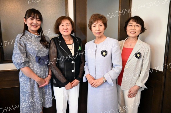 本社来訪（８日）