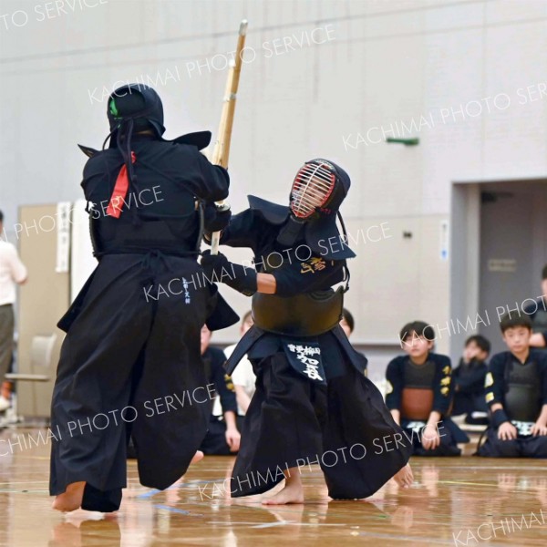 団体は男子が一心会、女子柳町少　剣道全十勝夏季中体連