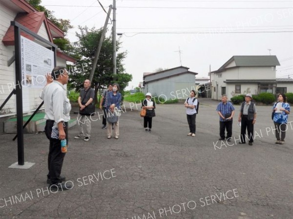 厚内空襲をたどる　浦幌で移動博物館