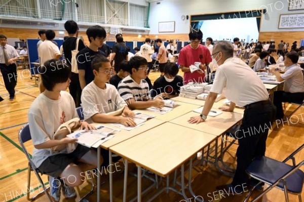 進路選択の参考に　帯柏葉、帯大谷で進学相談会