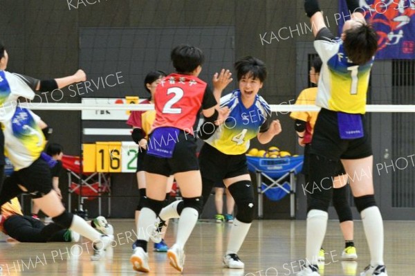 下音更女子４連覇、帯南町男子８年ぶりＶ　全十勝中学夏季バレー 11