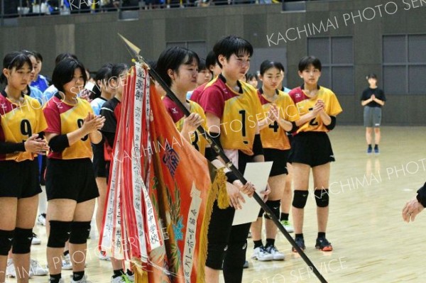 下音更女子４連覇、帯南町男子８年ぶりＶ　全十勝中学夏季バレー 13