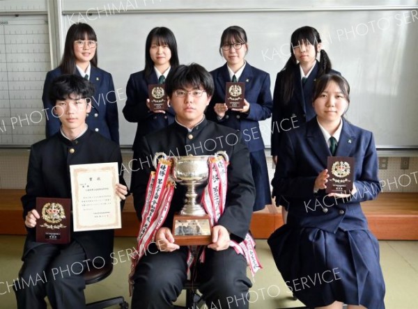 いざ全国大会、「精いっぱい」　南商業高ＯＡビジネス部とワープロ部