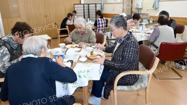 月１の楽しみ「カレーの日」　コミュニティカフェひとやすみ～まちマイ浦幌編