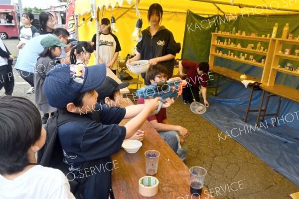 子どもたちも楽しんだ「広尾食べ飲みマルシェ」