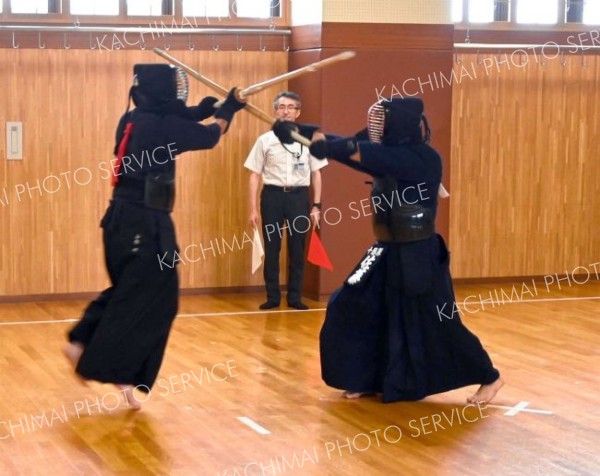 柔道、剣道で白熱の試合　十勝機動警察隊夏期特別術科訓練納会
