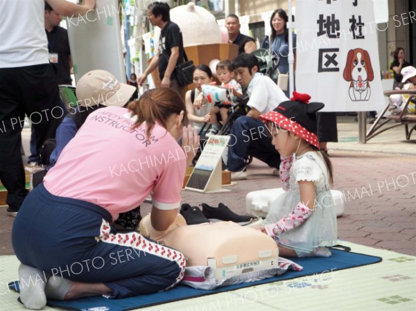 建設体験に行列　オビヒロホコテン 3