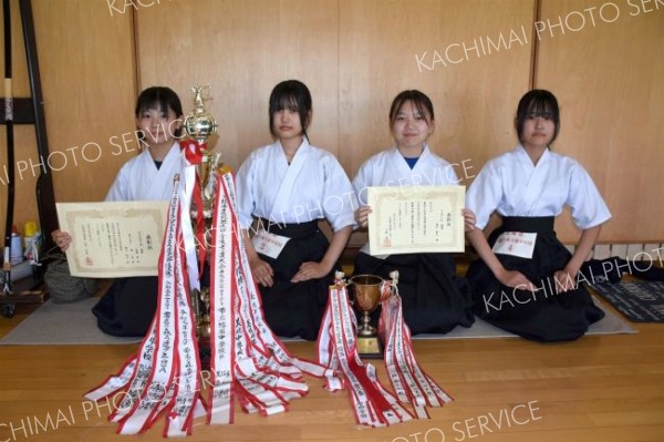 帯広の森弓道少年団女子２年生チームが全国中学生大会出場へ
