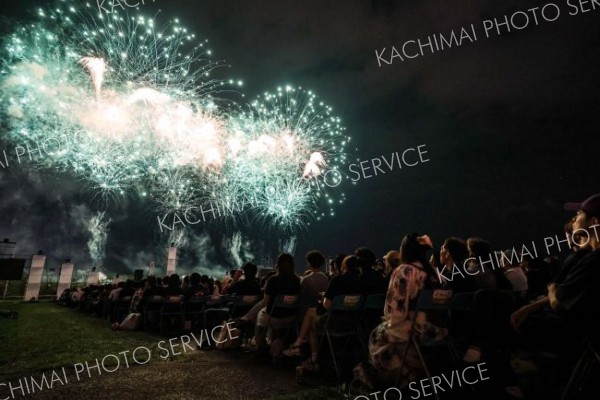 夏夜に広がる光の輪～勝毎花火ダイジェスト 15