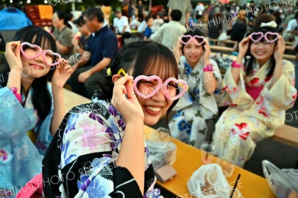 足寄ふるさと盆踊り・両国花火大会グラフ