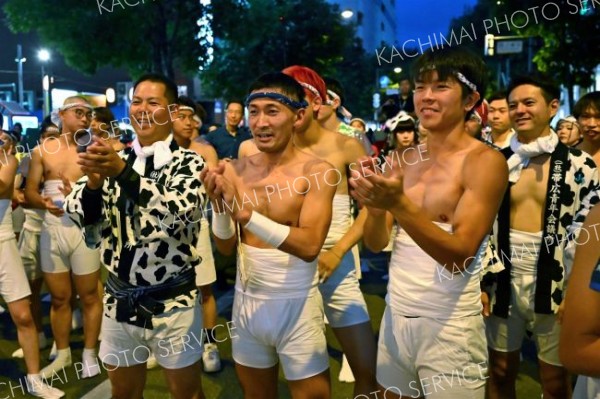 平原まつり会場熱狂、五穀豊穣祈る「夢降夜」 9