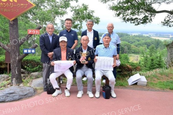 シルバーズ優勝の帯広白樺ＣＣ