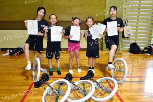 広瀬（札内南３年）Ｖなど十勝勢活躍　一輪車道大会