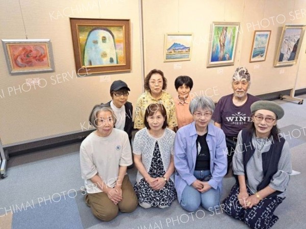 新得の絵画サークル「美感星」が作品展