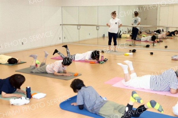 清水町で「姿勢がきれいになる教室」