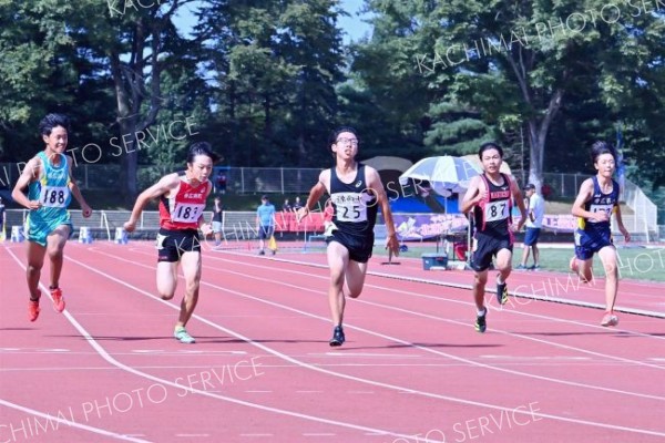 ２年男子１００メートル決勝