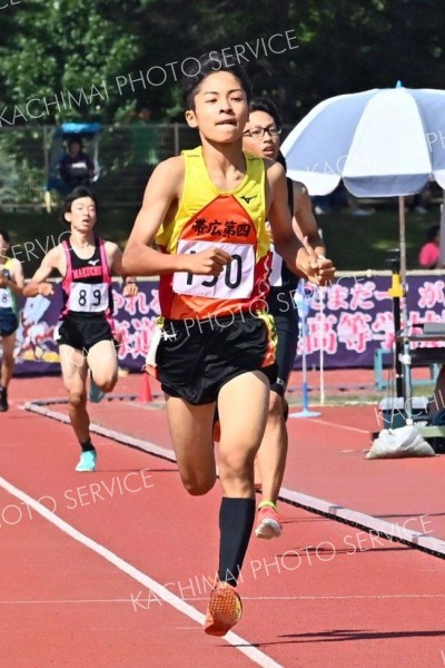 【共通男子８００メートル決勝】最後まで力強い走りをキープして優勝した