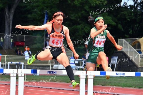 女子４００メートル障害決勝