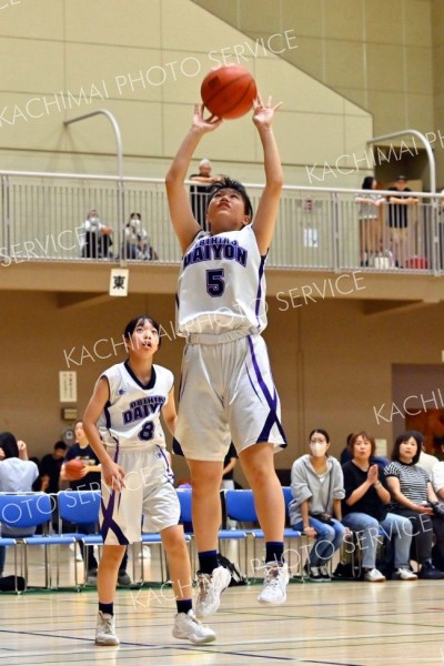 女子決勝リーグ　帯緑園中―帯四中
