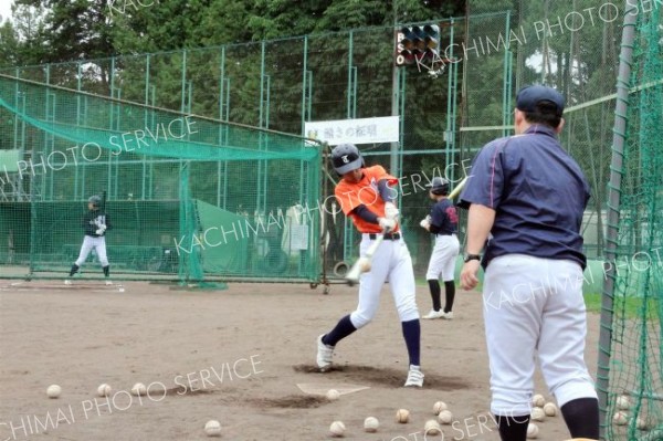 十勝ベースボールスクール　今年も始動　中３生が硬式野球の基本身につける 7