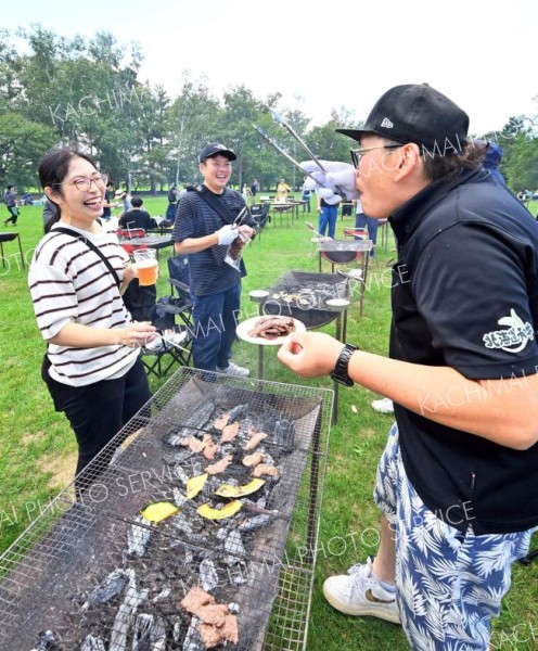 地元産の和牛を囲み笑顔広がる　帯広で和牛感謝祭