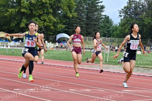 女子１００メートル１４組