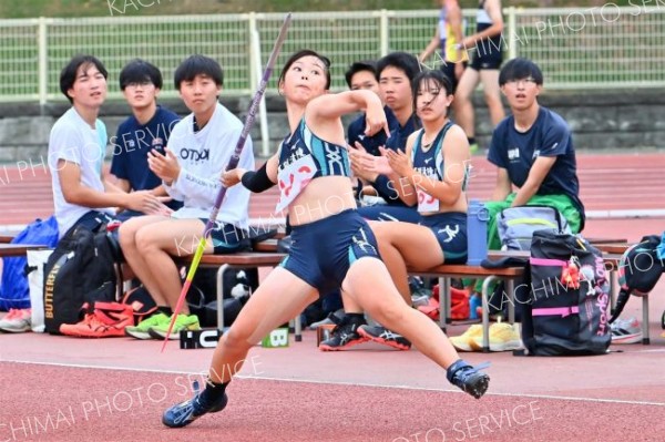 【女子やり投げ】