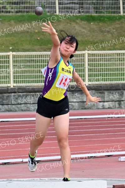 中学女子砲丸投げ
