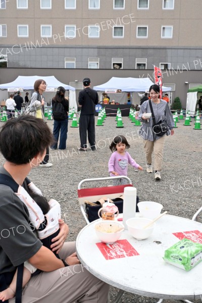 十勝ラーメンフェスタ２０２５（金野和彦撮影）