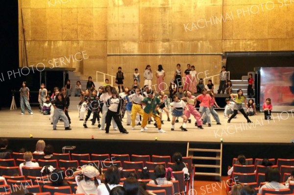 帯広のダンススタジオ「ゼロ」が１０月に清水公演