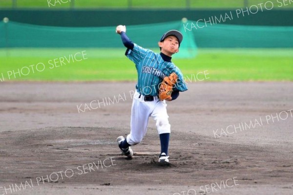 【決勝・ＳＯＵＴＨユニオン―士幌ファイターズ】先発登板したＳＯＵＴＨユニオンの濱田悠吾