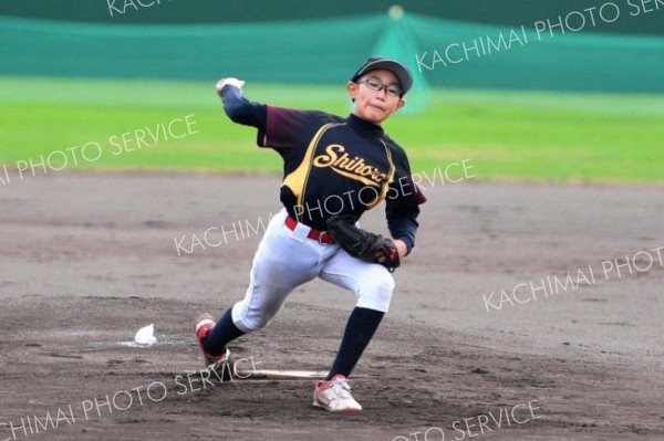 【決勝・ＳＯＵＴＨユニオン―士幌ファイターズ】先発登板した士幌ファイターズの岩井宏雅